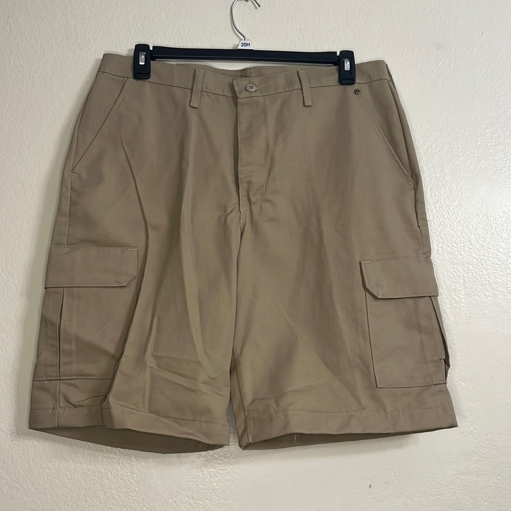 cargo shorts size 36